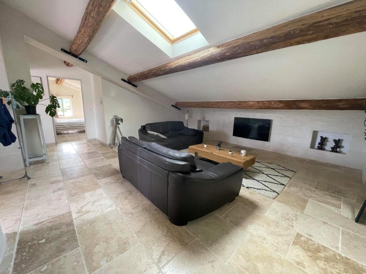 Appartement De Charme Sud Luberon Classe 4 Etoiles Puyvert Экстерьер фото